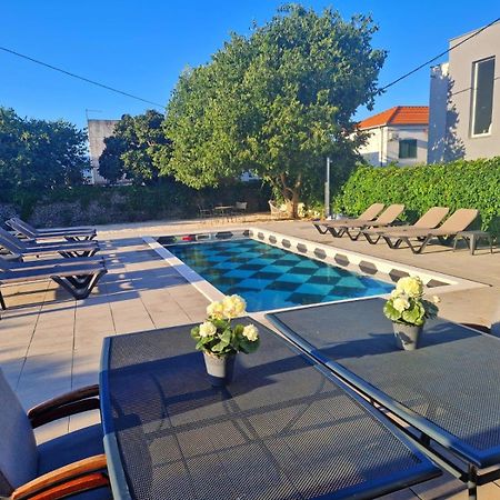 Holiday Home Nino With Amazing Swimming Pool Slatine Luaran gambar